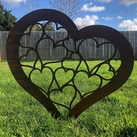 Garden heart rusty metal lawn decor ornament feature decoration